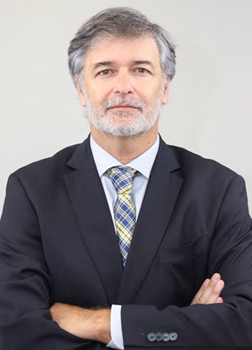 Víctor Hugo Véliz Fanta