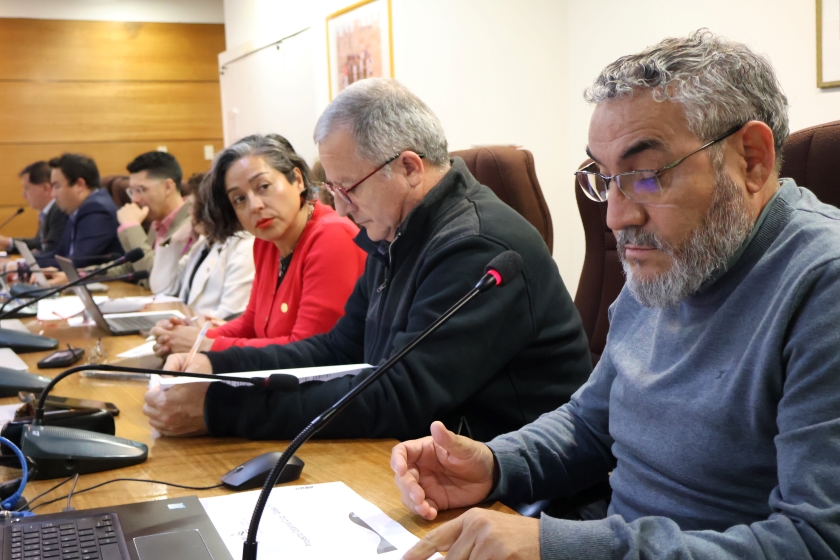 CORE transfiere recursos a empresa sanitaria para recambio de red de agua potable en condominio social Catalina Cruz de Antofagasta