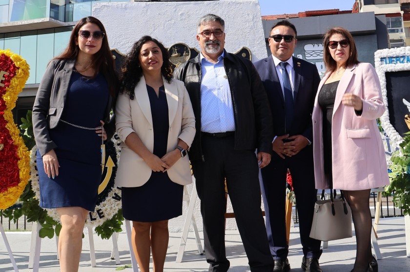 CONSEJEROS Y CONSEJERAS REGIONALES PRESENTES EN DESFILE DEL DÍA DE LAS GLORIAS NAVALES