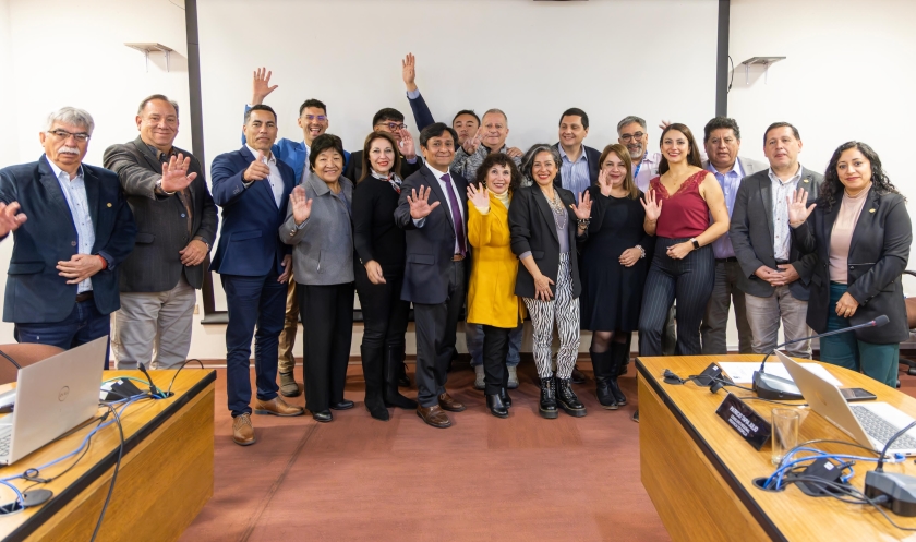 Aplausos: CORE aprueba programa de apoyo de inclusión social para niños que asisten a Teletón