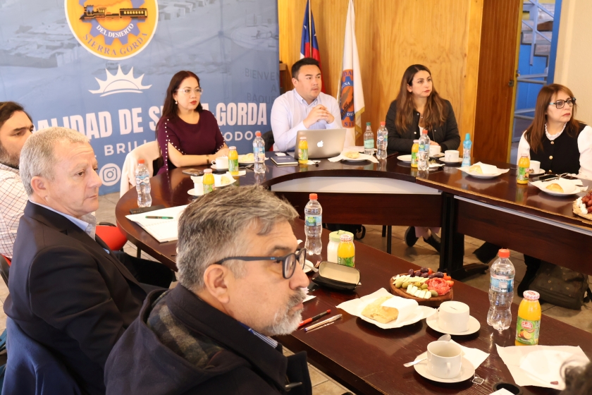 Nuevo liceo y polo logístico para el Corredor Bioceánico: Las apuestas de Sierra Gorda para su desarrollo