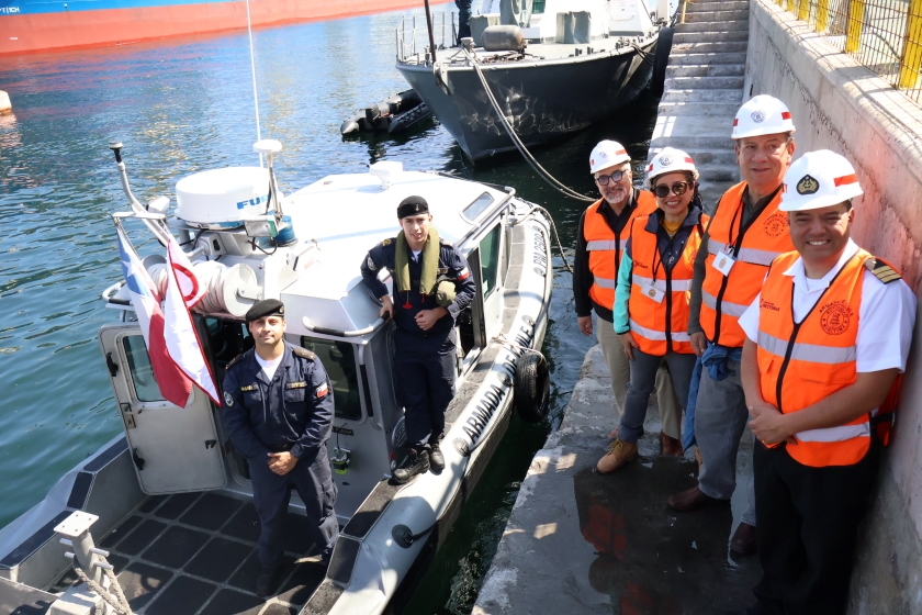 Consejeros regionales visitan Gobernación Marítima para conocer labores de resguardo del litoral y control del ingreso de drogas