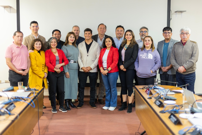 Sebastián González y su nuevo desafío deportivo: Ser el primer chileno en rodear a nado la Isla de Pascua