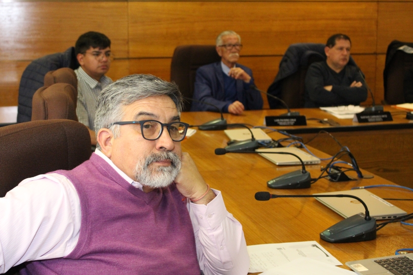 Taltal presenta proyectos para mejorar escuela y conservar aceras y calzadas