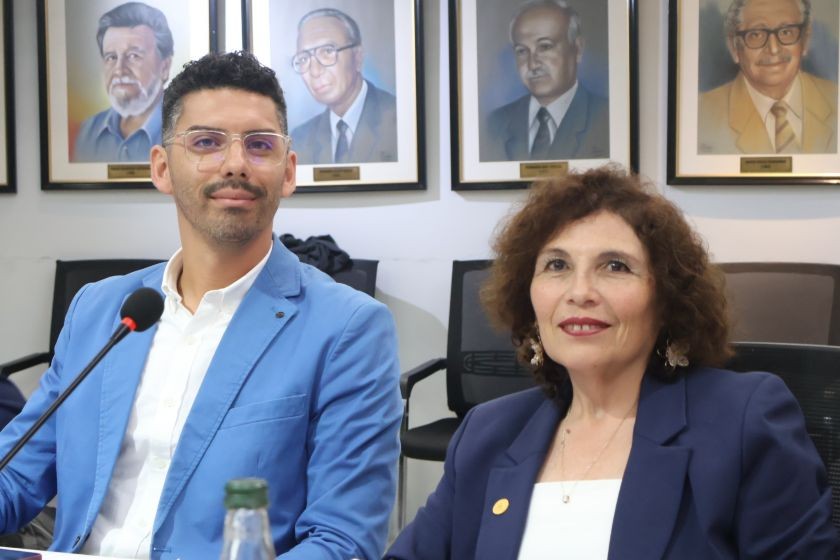 Humberto Fuentes y Dinka López asumen desafío de impulsar políticas para niños y jóvenes