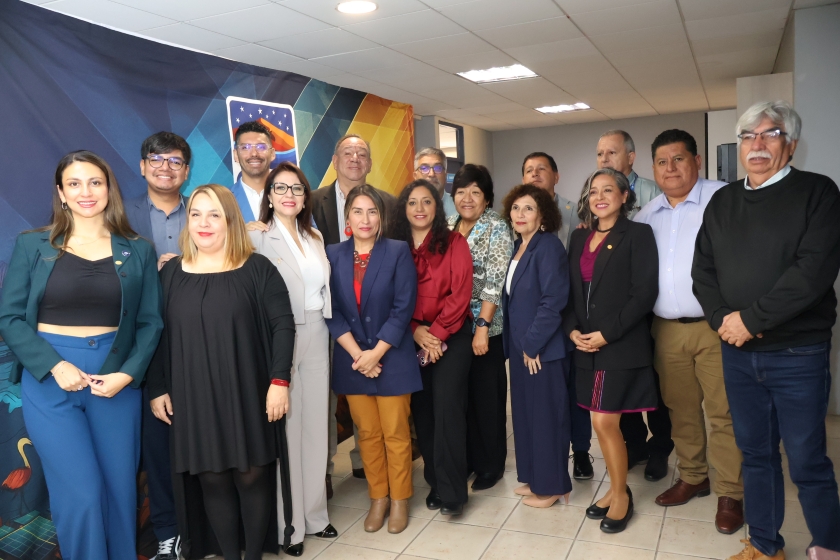 Mosaico, memoria y territorio: representación artística de la Región de Antofagasta presente en Francia